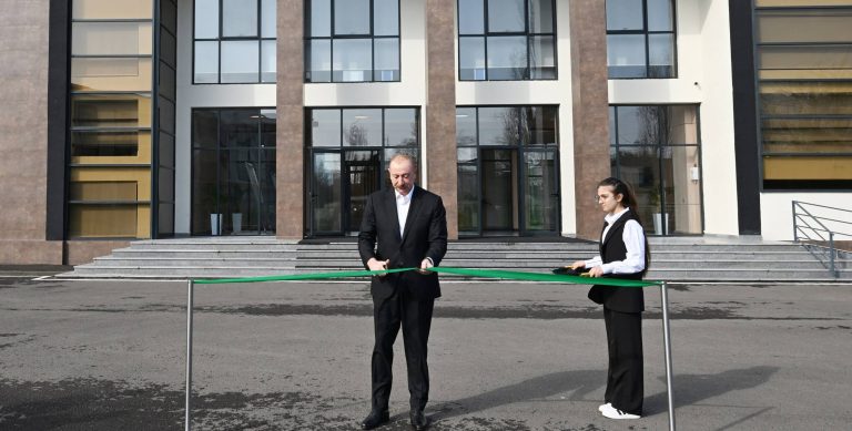 a716956f3bec52dedafed3d6625054c3_2142216