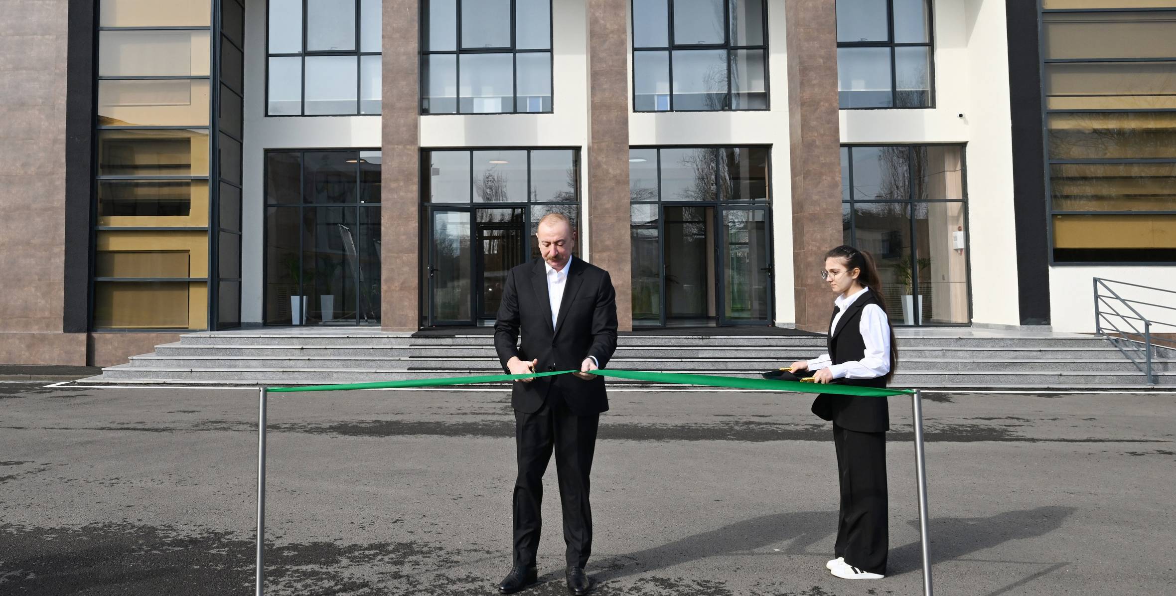 a716956f3bec52dedafed3d6625054c3_2142216