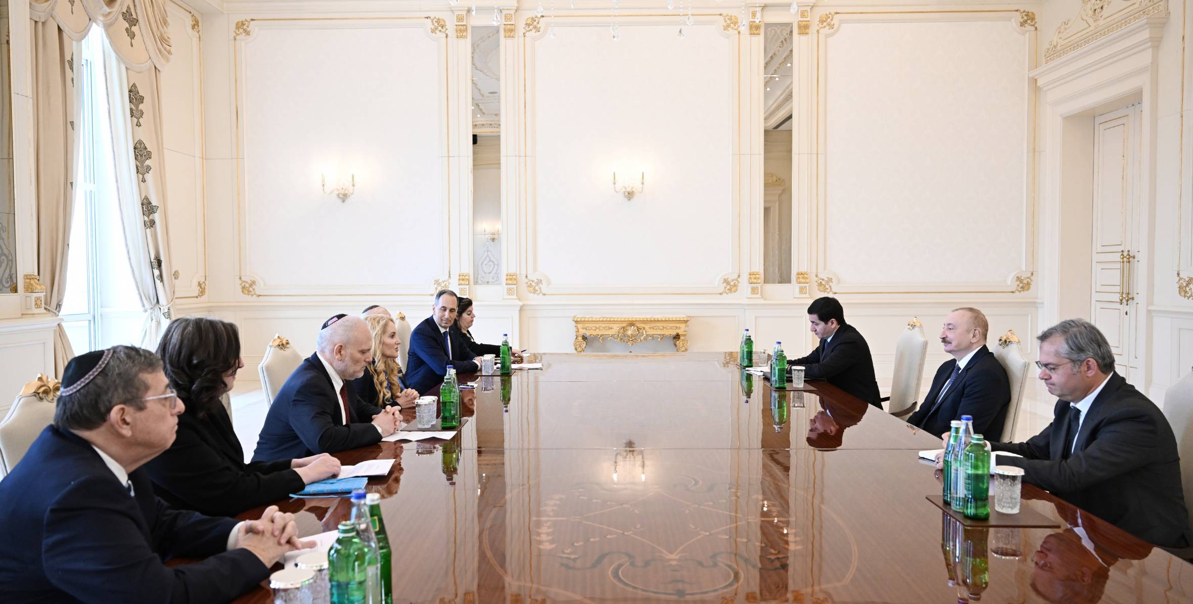 e4c6ae7a2a8f8006862ae7570c0d2f23_8137009