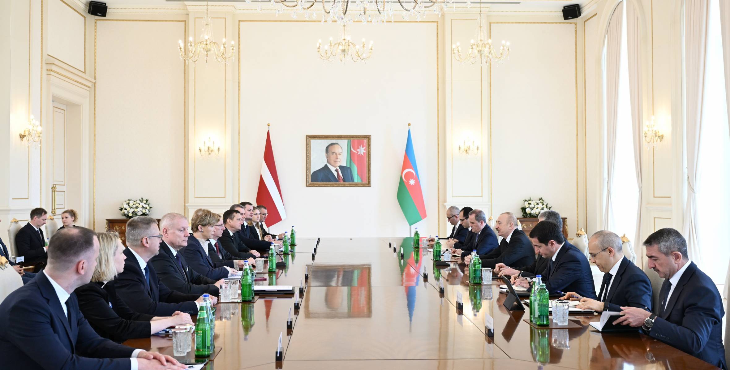 2af60422f0b63ae437ad259040880e5f_2708122