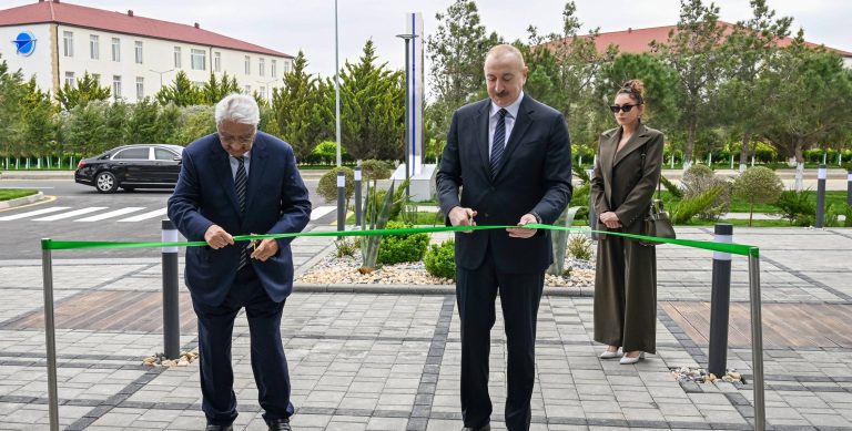 5d4f3651efb6a9828d8ab1aae1f0e4f7_6725354