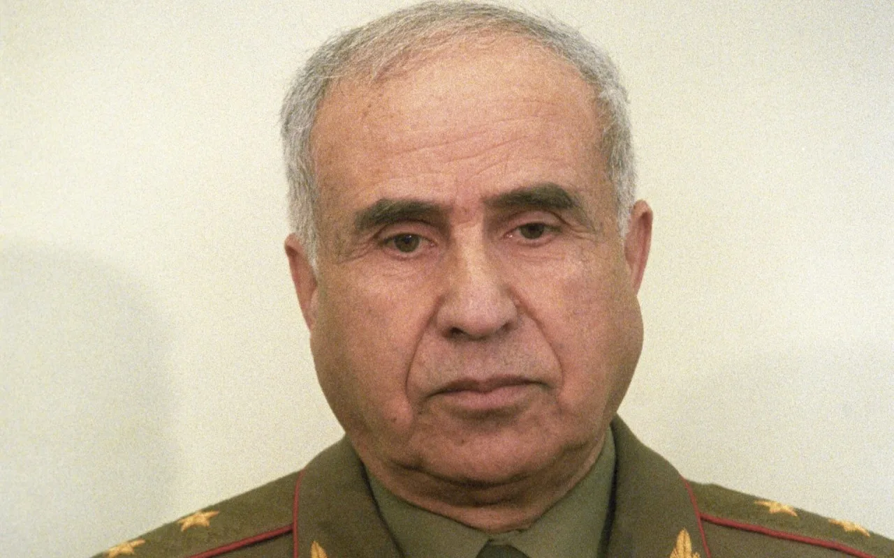 1785416479.Kərim_Kərimov_(general)