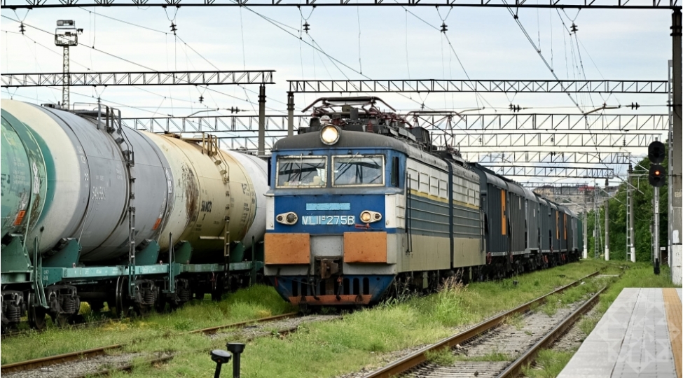 -182bd81e178263254435389750510576636